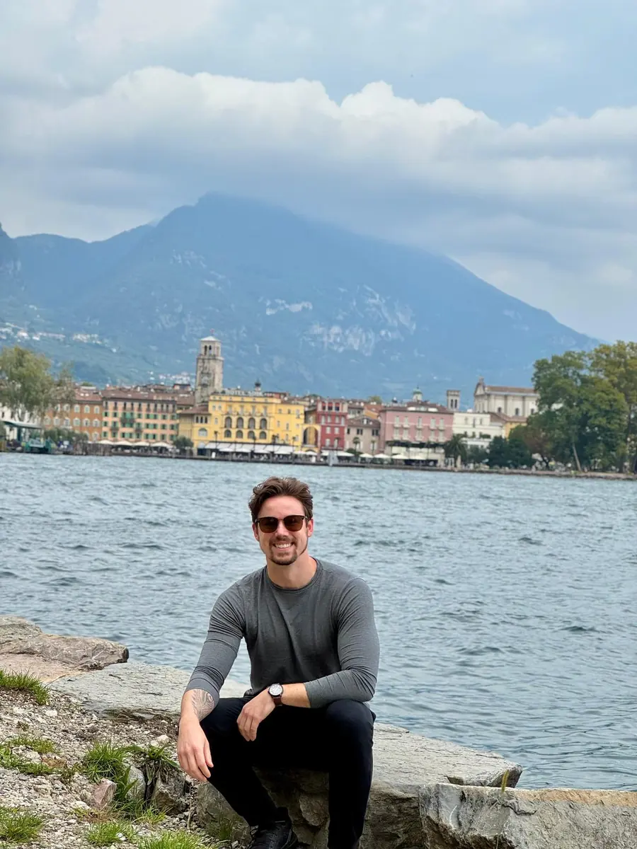 Jonas Frana em viagem